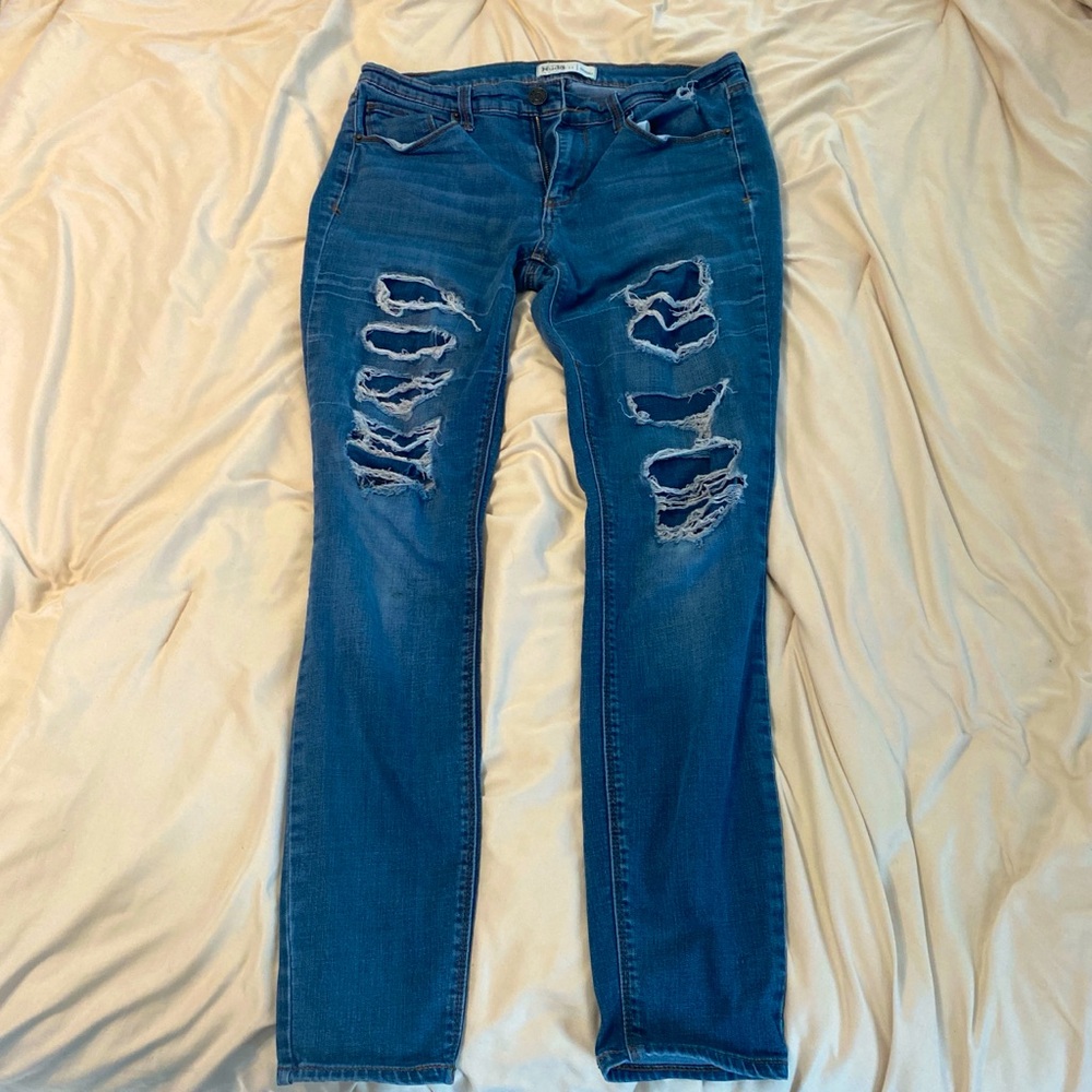 Distressed patched blue denim jeans #distresseddenim 
#bluejeans #darkdenim